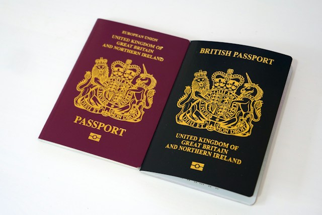 A European Union and a British are next to each other on a table.